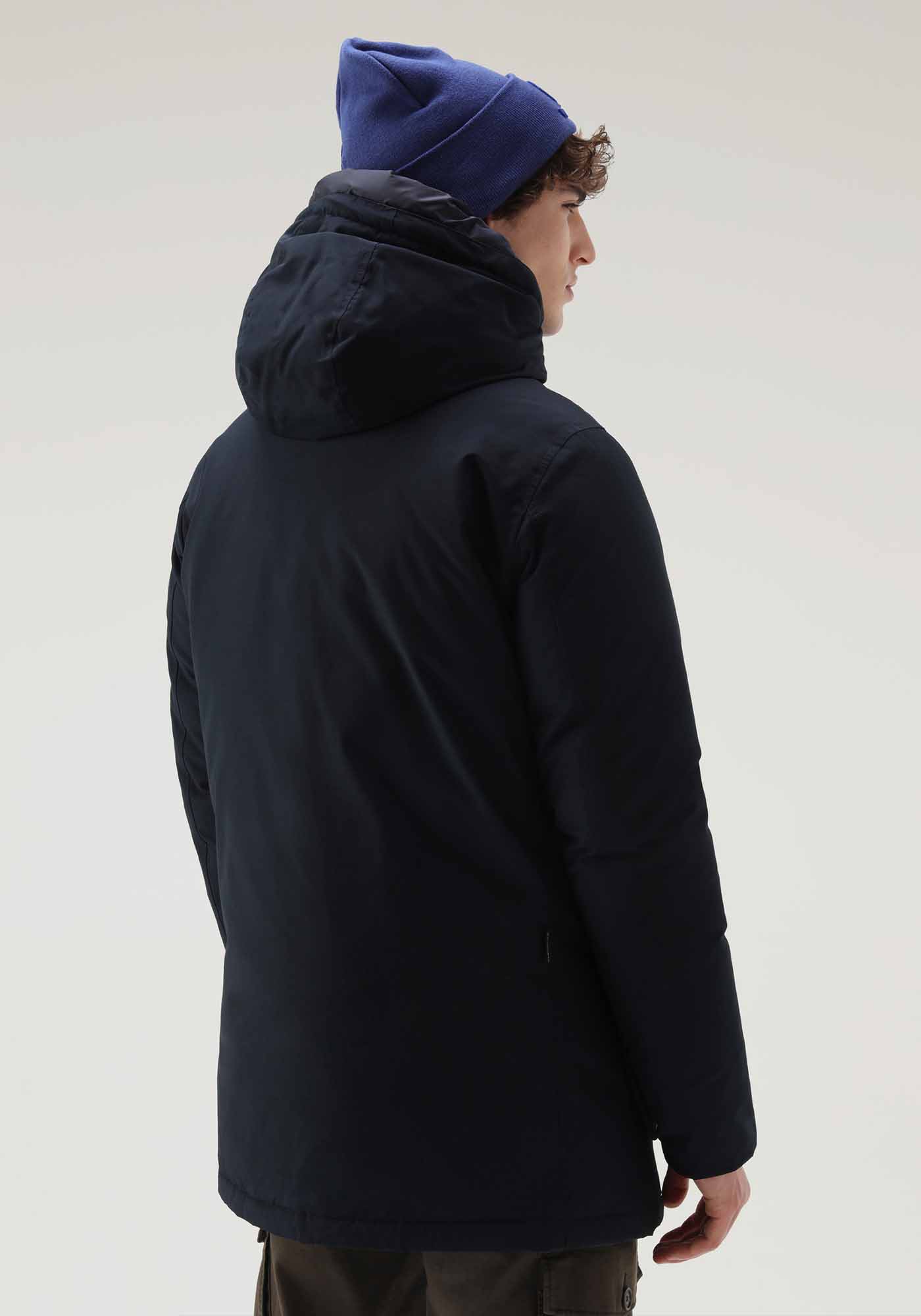 Woolrich Parka της σειράς Arctic - CFWOOU0483MRUT0001 MLB Melton Blue φωτογραφία