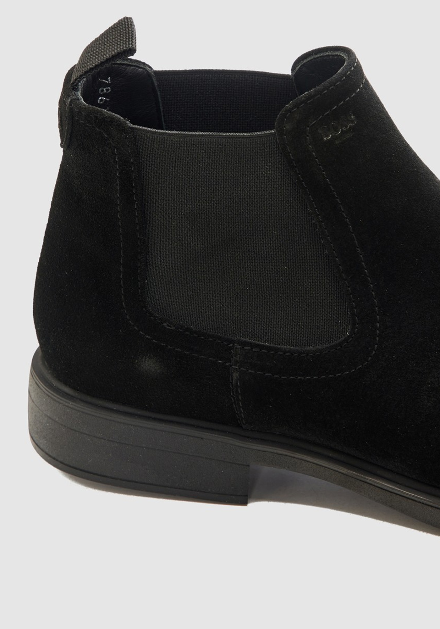 BOSS Shoes Suede Chelsea Boots της σειράς Suede - C7861 Black φωτογραφία