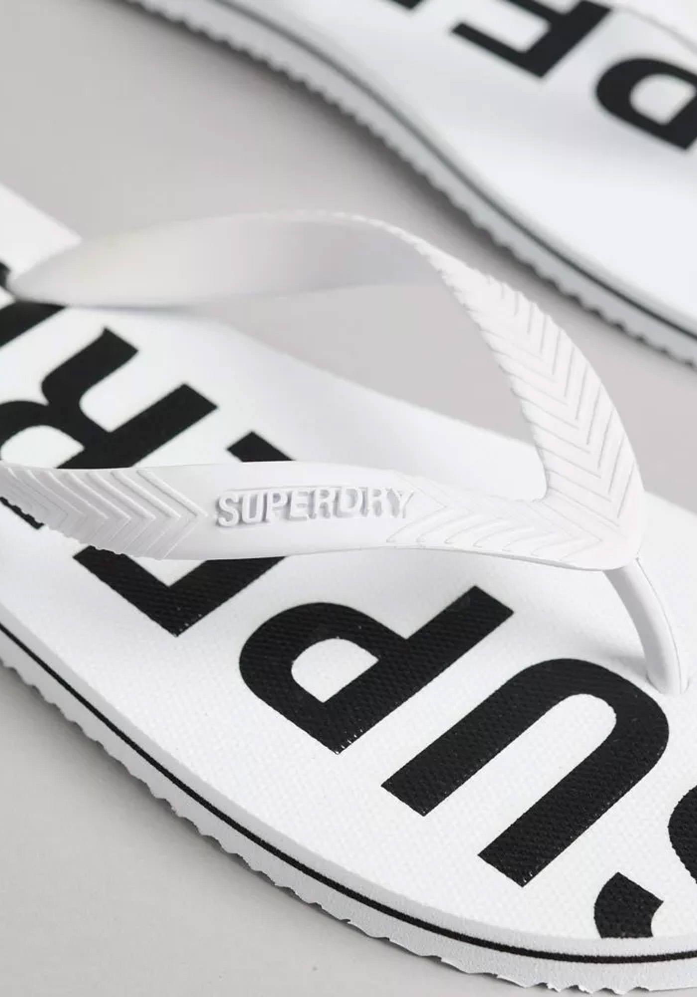 Superdry Σαγιονάρες Θαλάσσης της σειράς Essential Flip Flop - MF310186A  01C Optic White φωτογραφία