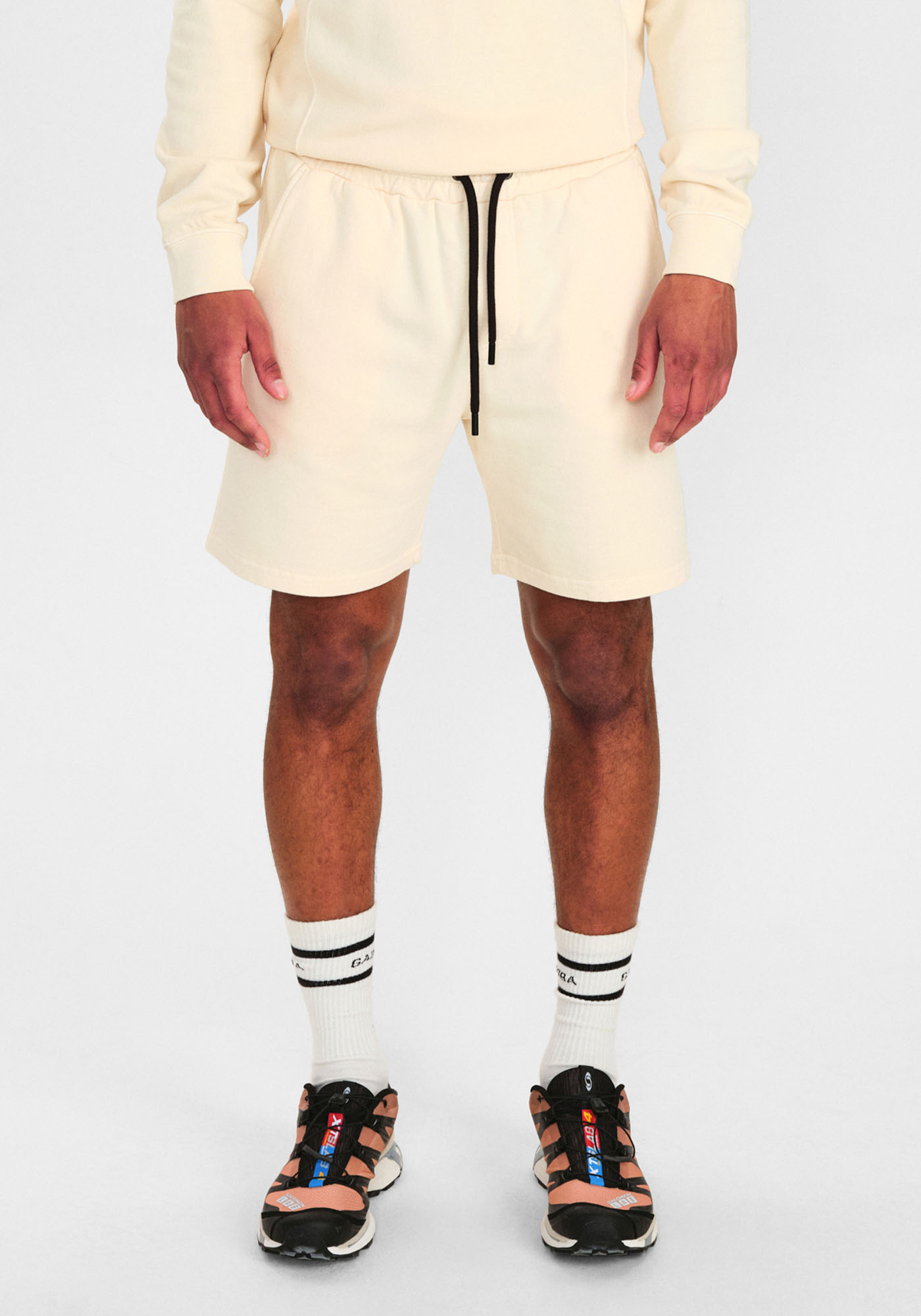 GABBA Sport Vermuda της γραμής Nine Sweat - 2210212020 016 Seedpearl