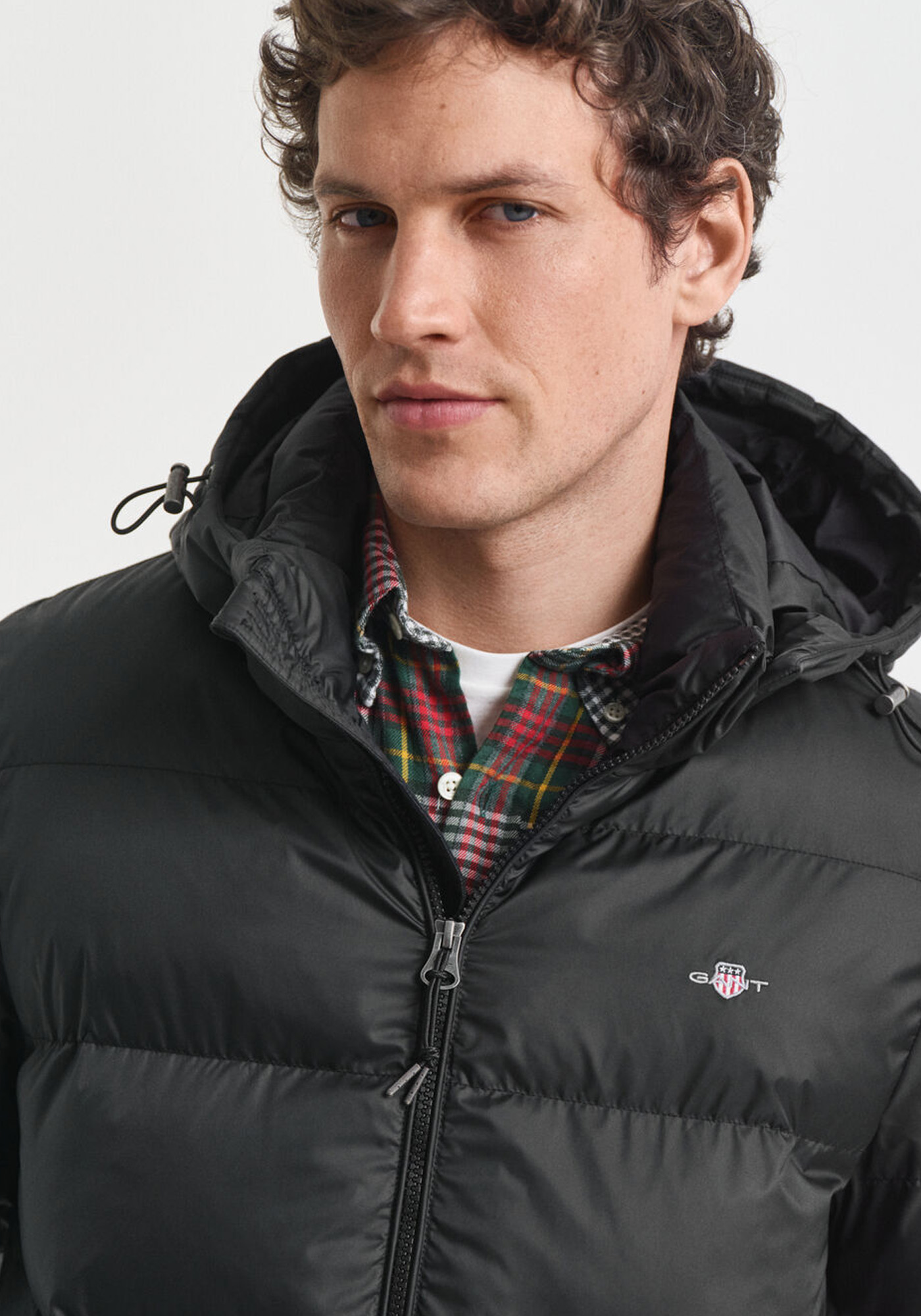 GANT Jacket της σειράς Active Cloud - 7006534 G0005 Black φωτογραφία