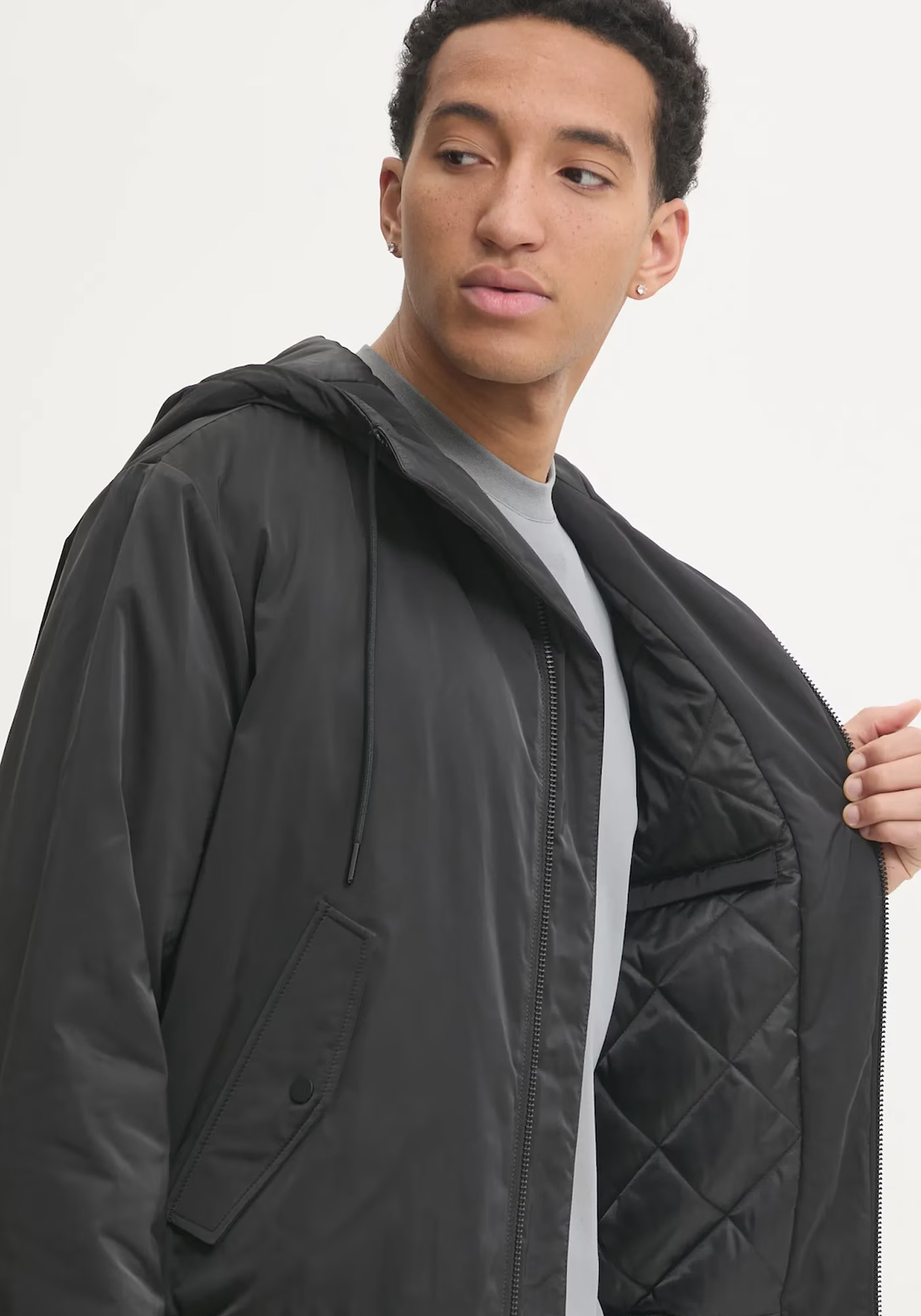 HUGO Bomber της σειράς Bernando - 50524093 001 Black φωτογραφία