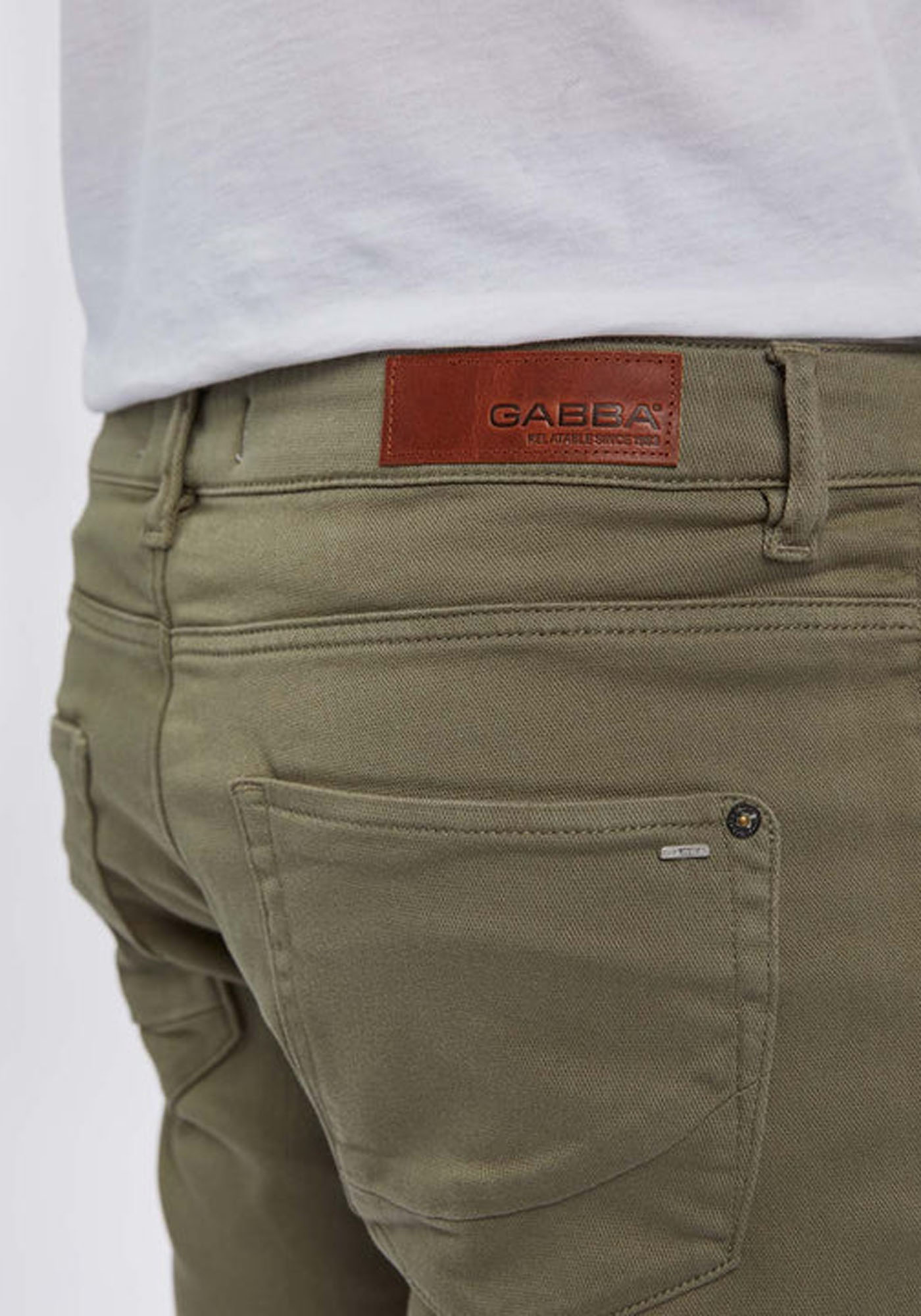 GABBA Jean Βερμούδα της σειράς K3995 SANZA - 10457 7001 Deep Lichen Green