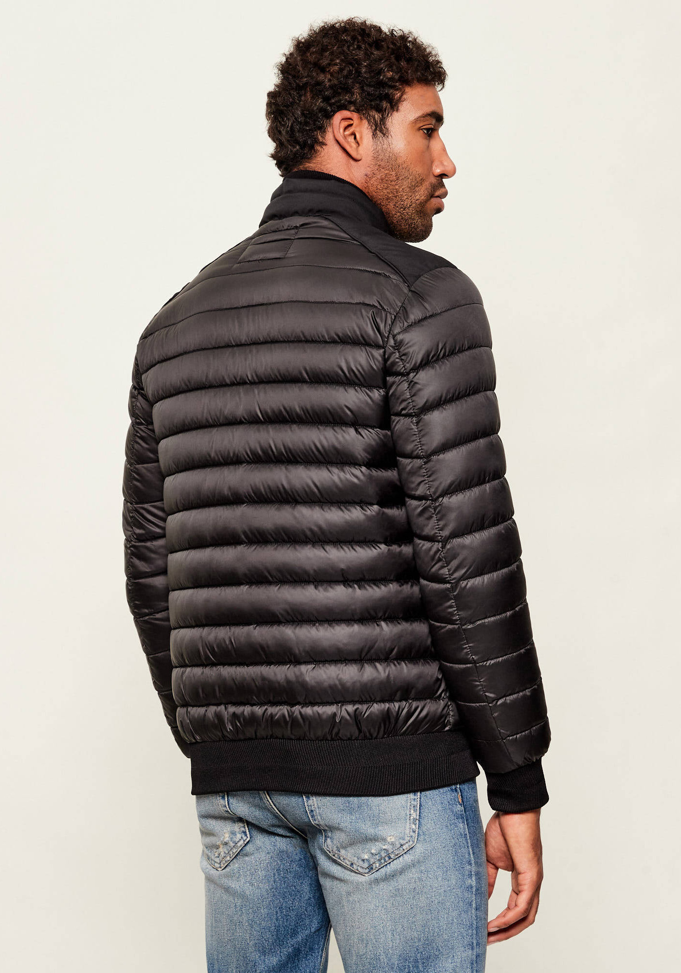 Karl Lagerfeld Bomber Μπουφάν της σειράς Blouson - 505033 544587 990 Black