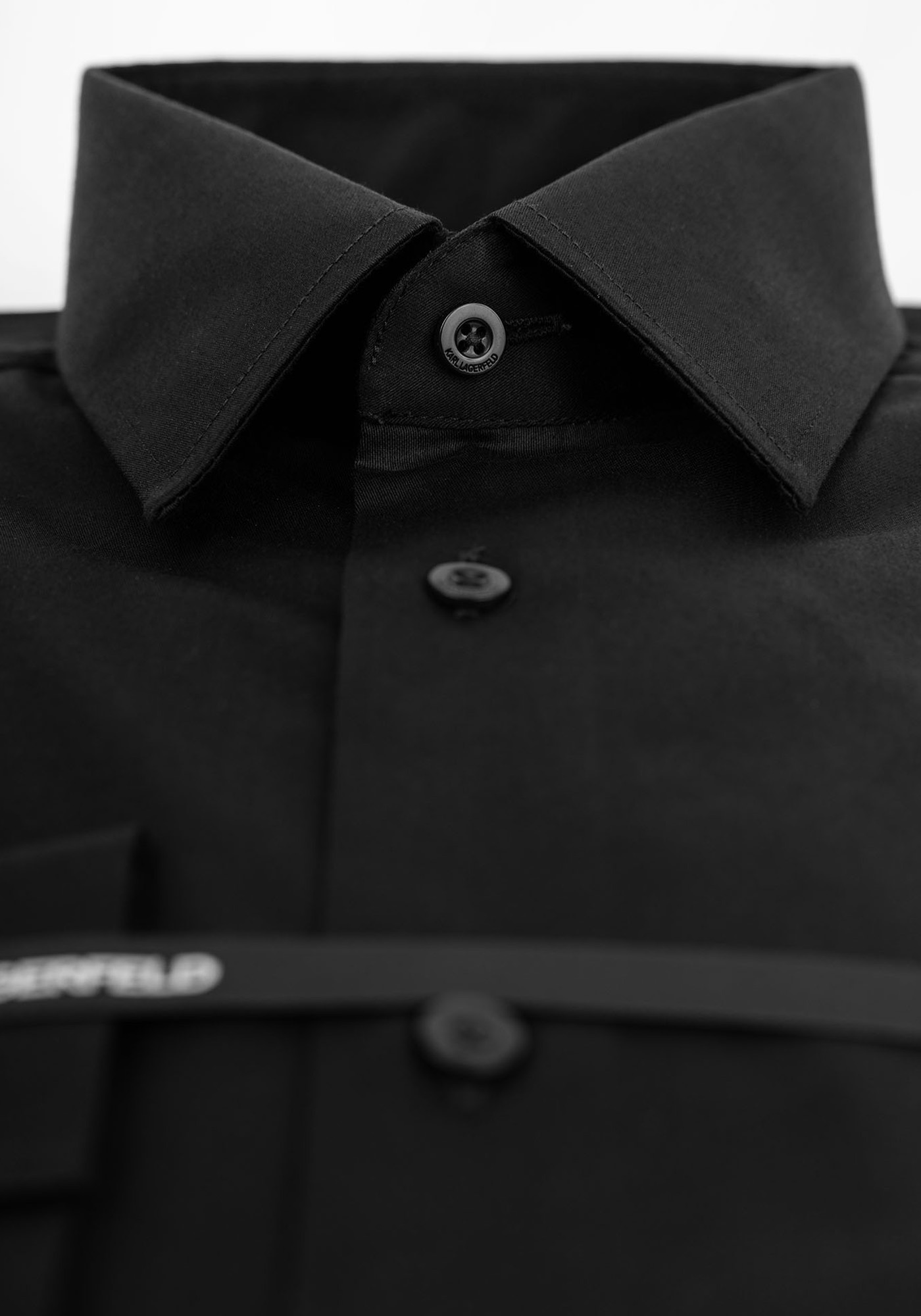 Karl Lagerfeld Shirt της σειράς Basic - 605000 533699 990 Black