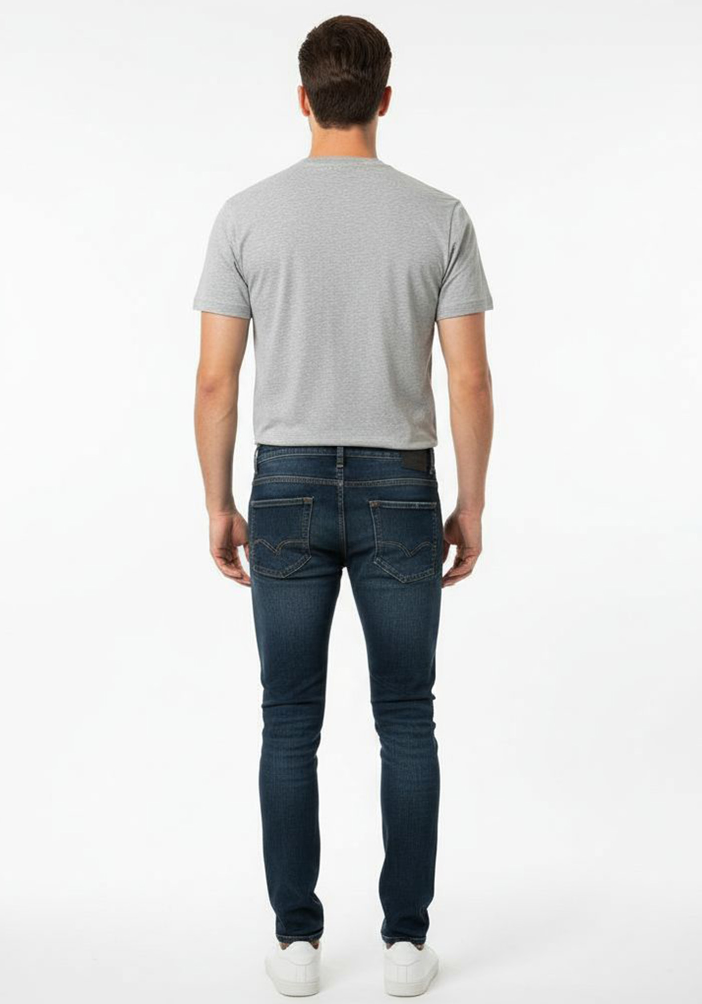 Moschino T shirt της σειράς Peace - M 7 246 03 E 1033 B588 Grey