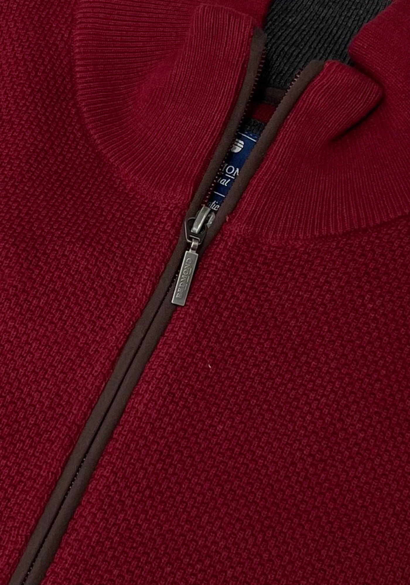 Redmond Πλεκτή μπλούζα της σειράς NOS - 623 58 Red φωτογραφία