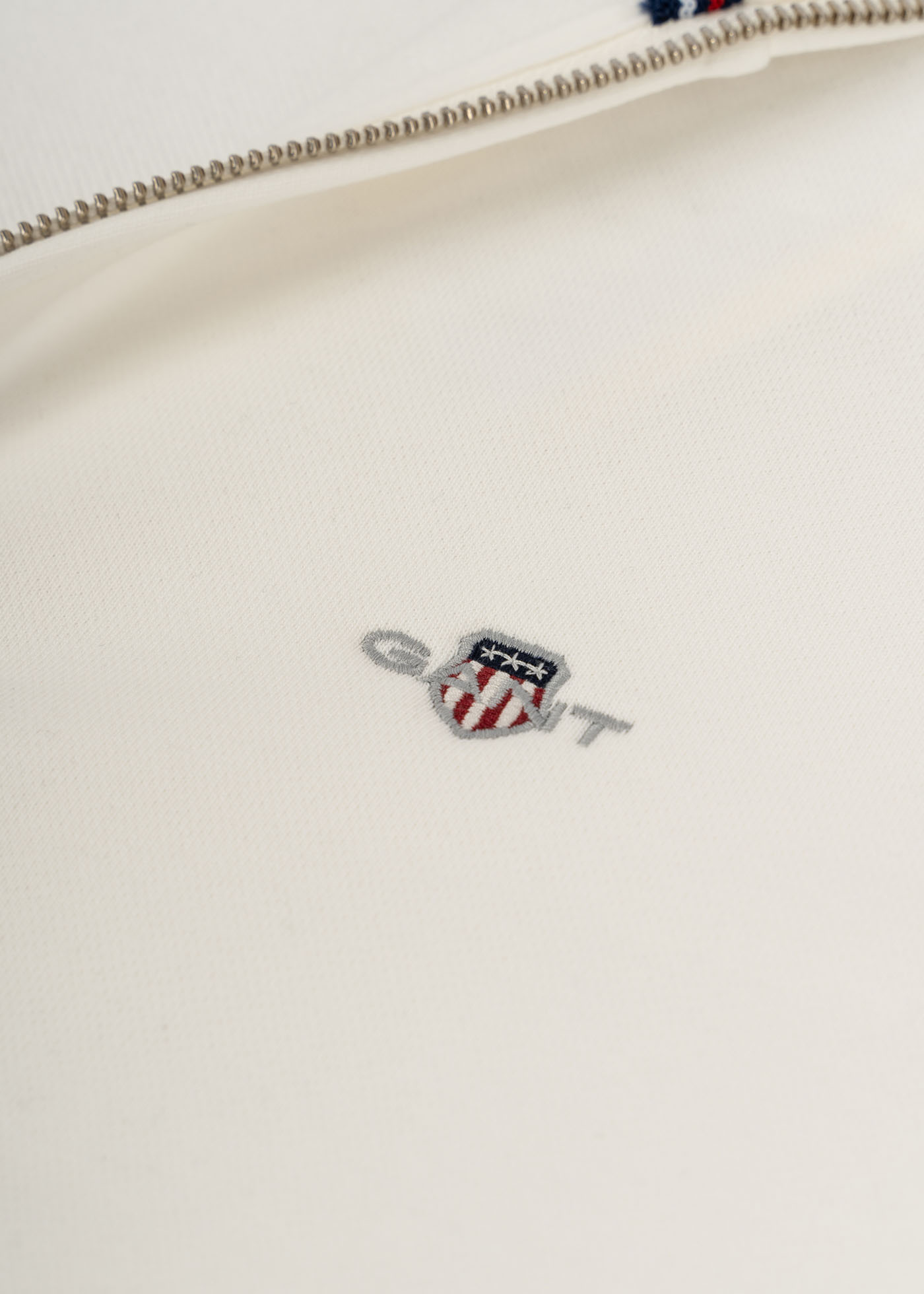 GANT Ζακέτα της σειράς Shield - 2008006 113 Eggshell φωτογραφία