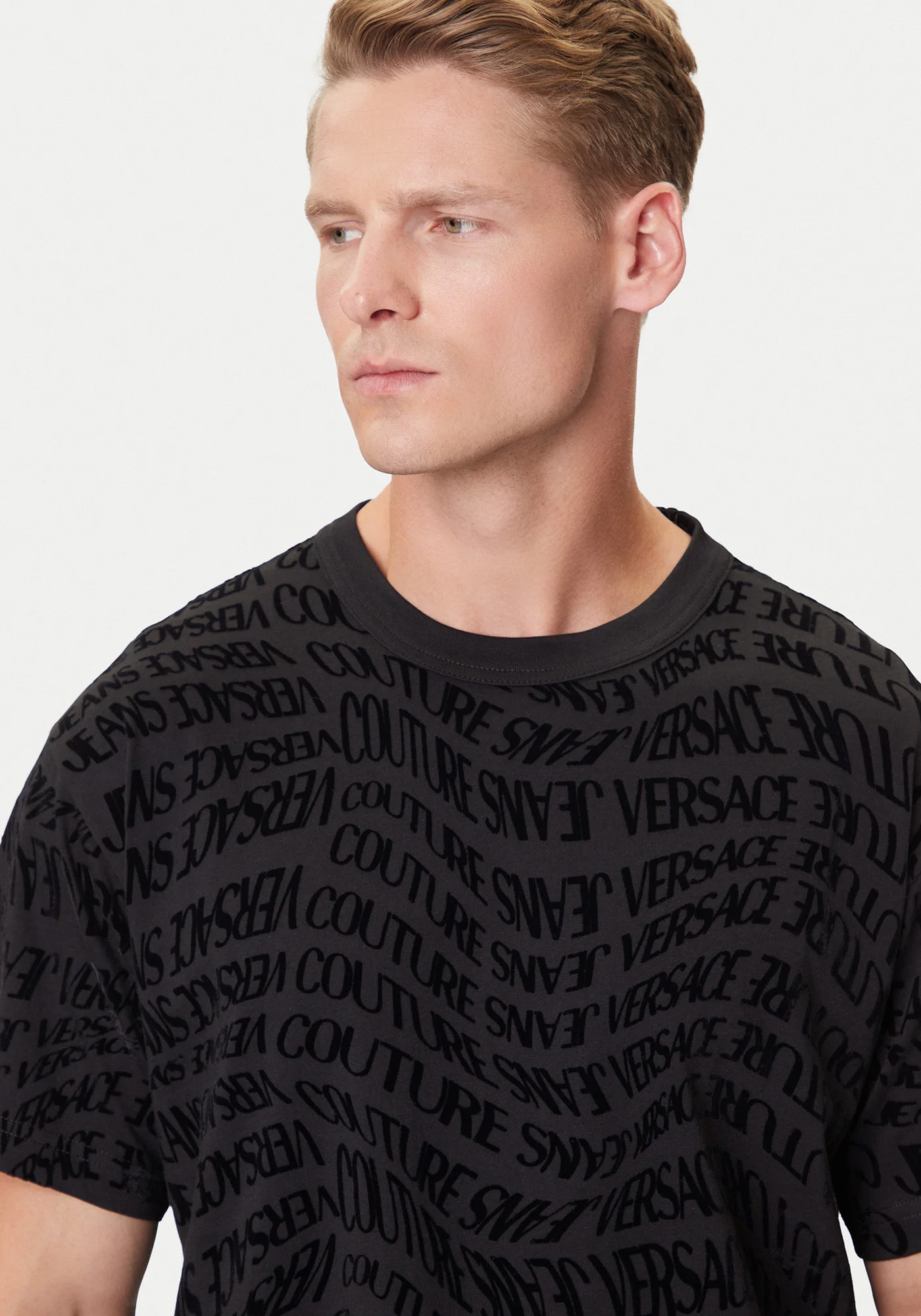 Versace Jeans Couture Μπλούζα της σειράς Liquify - 79GAH6R0 79UP601 899 Black