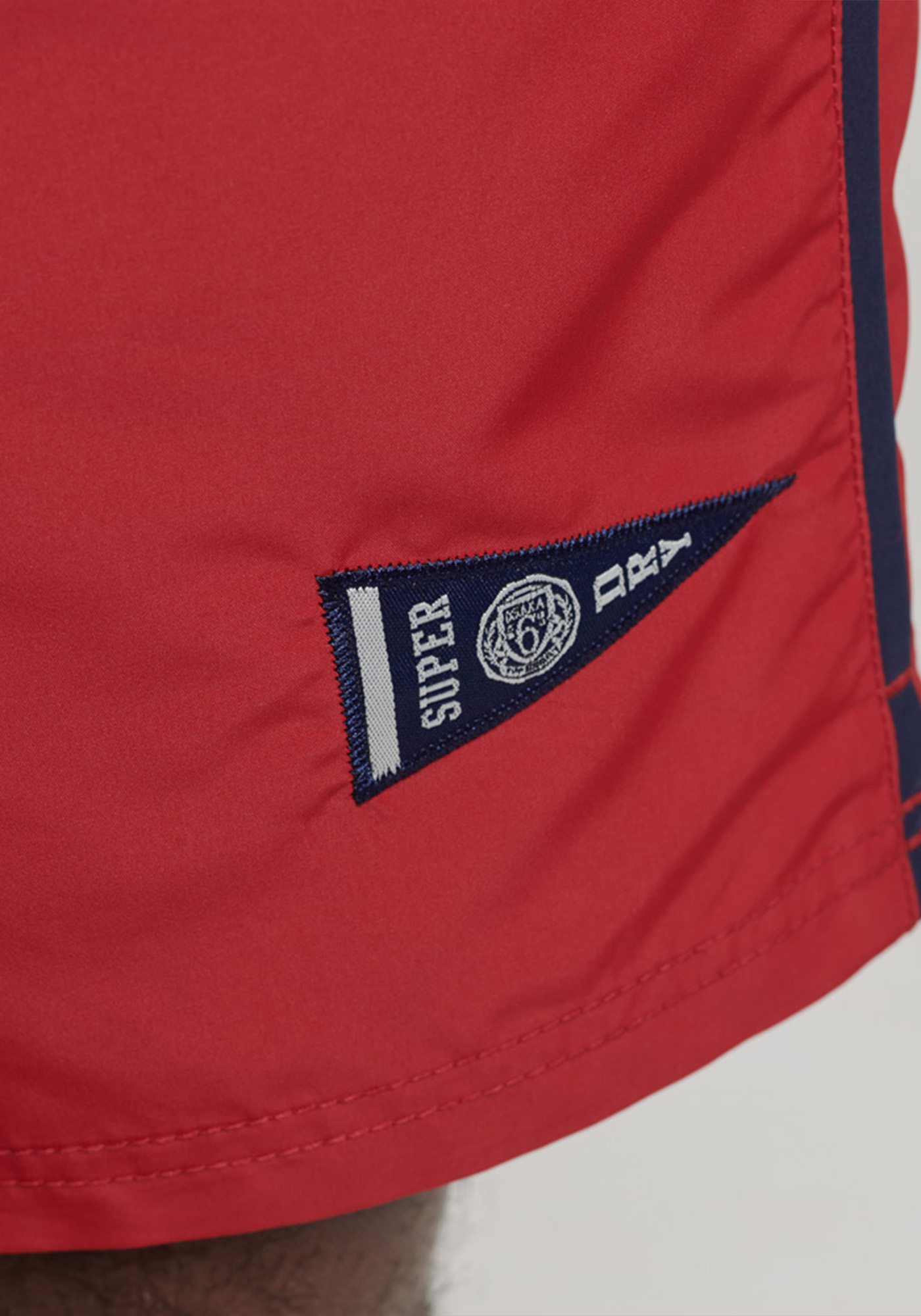 Superdry Μαγιό της σειράς Vintage Varsity - M3010188A RXG Varsity Red φωτογραφία