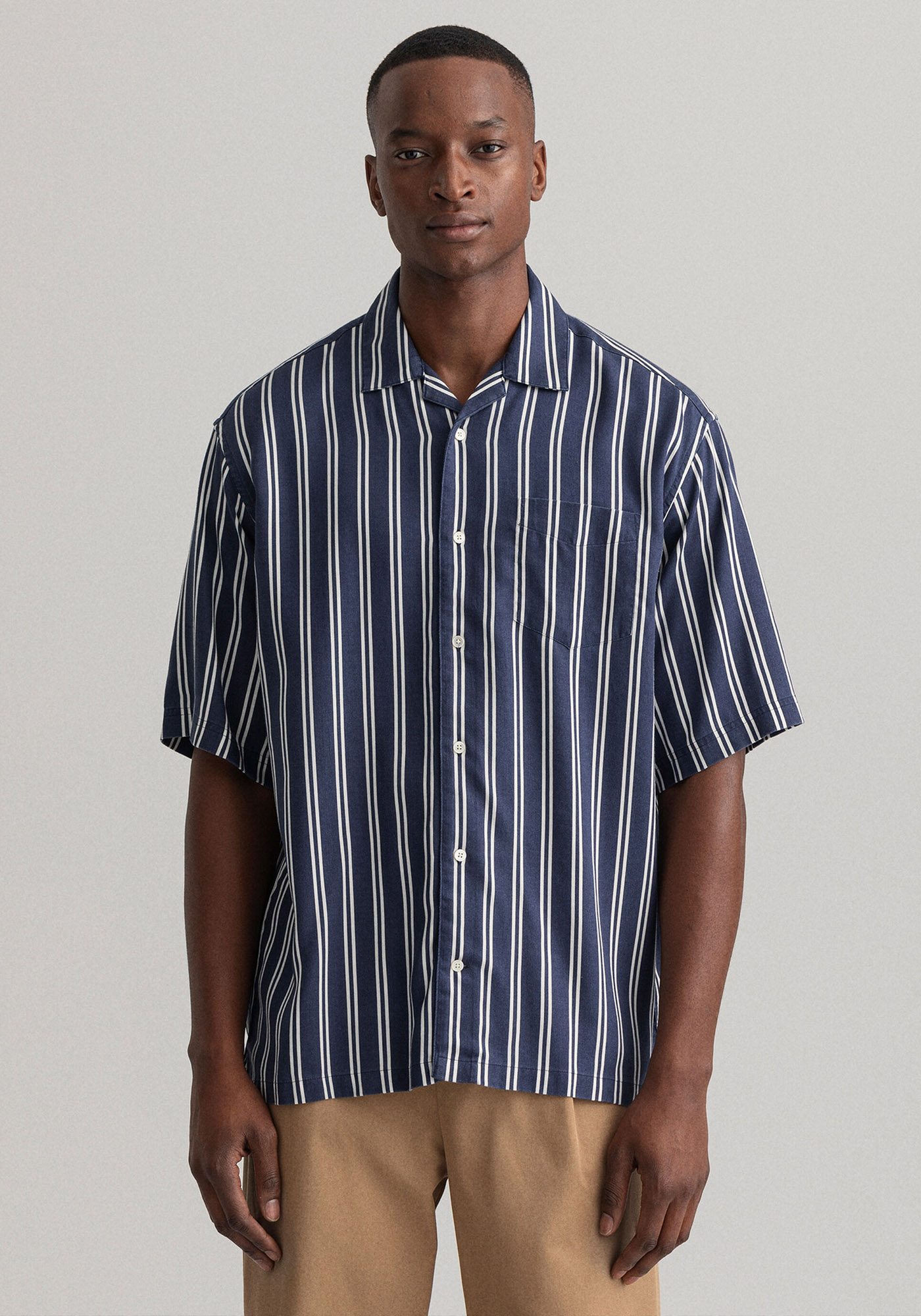 Gant GANT Κοντομάνικο Πουκάμισο της σειράς Lyocell Stripe - 3014794 409 Classic Blue