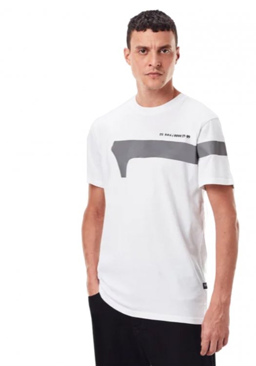 Reflective Graphic R T Shirt - DD19219 336 110 White