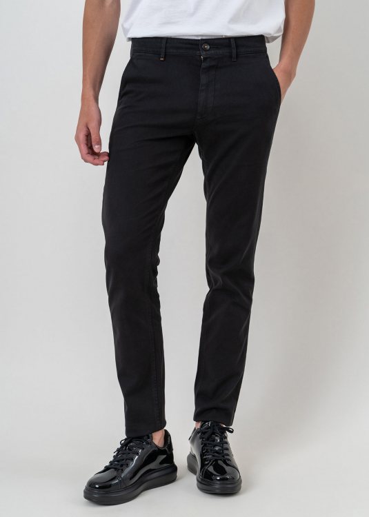 BOSS Υφασμάτινο Παντελόνι της σειράς Chino - 50495292 001 Black